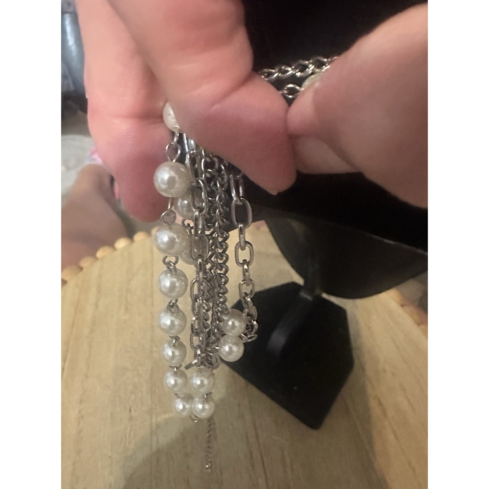 3 Strand Vintage Faux Pearl & Cable Chain SilverTone Necklace W-Cross Charm - Picture 6 of 7